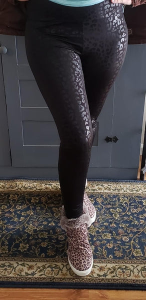 Sass in the City Black Leopard Metallic Leggings
