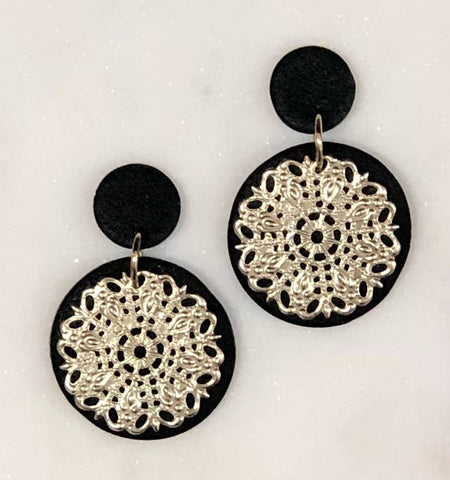 Medallion Dangles/Black