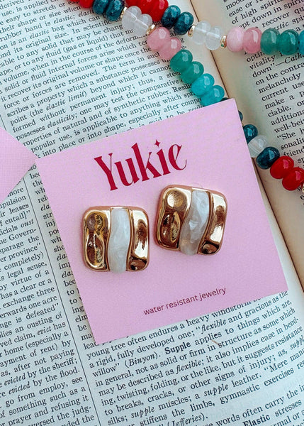 Judy's Gems Square Earring