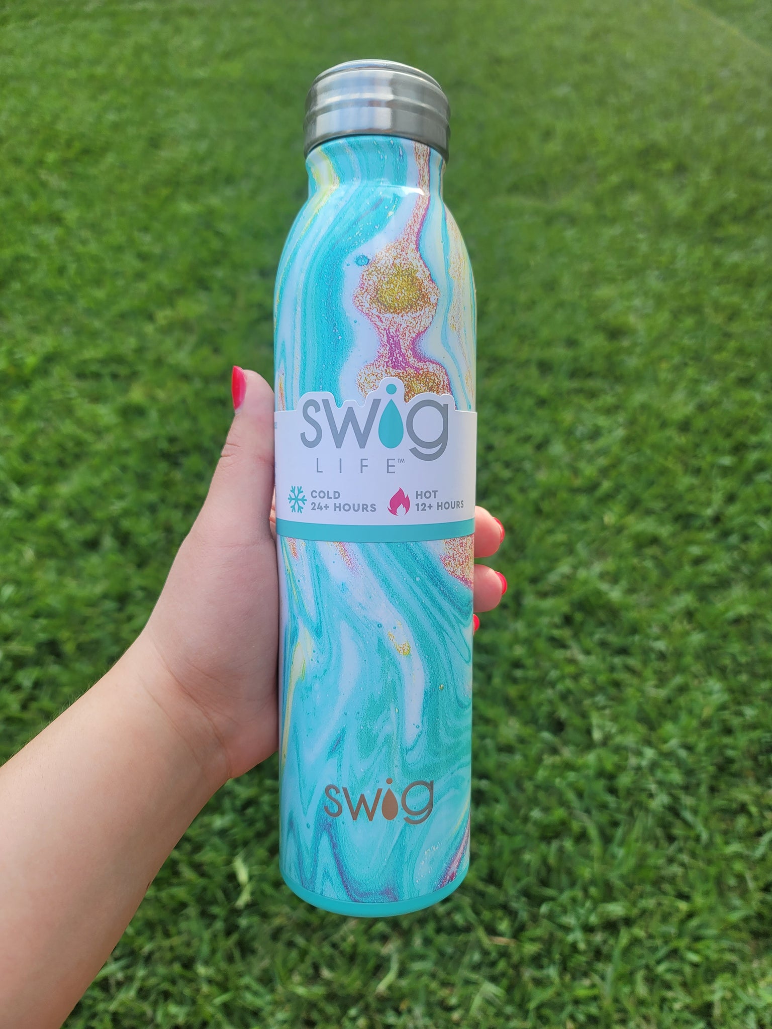 SWIG Wanderlust Water Bottle- 20oz