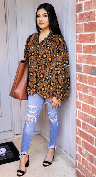 Vermont Getaway Leopard Spotted Shift Top